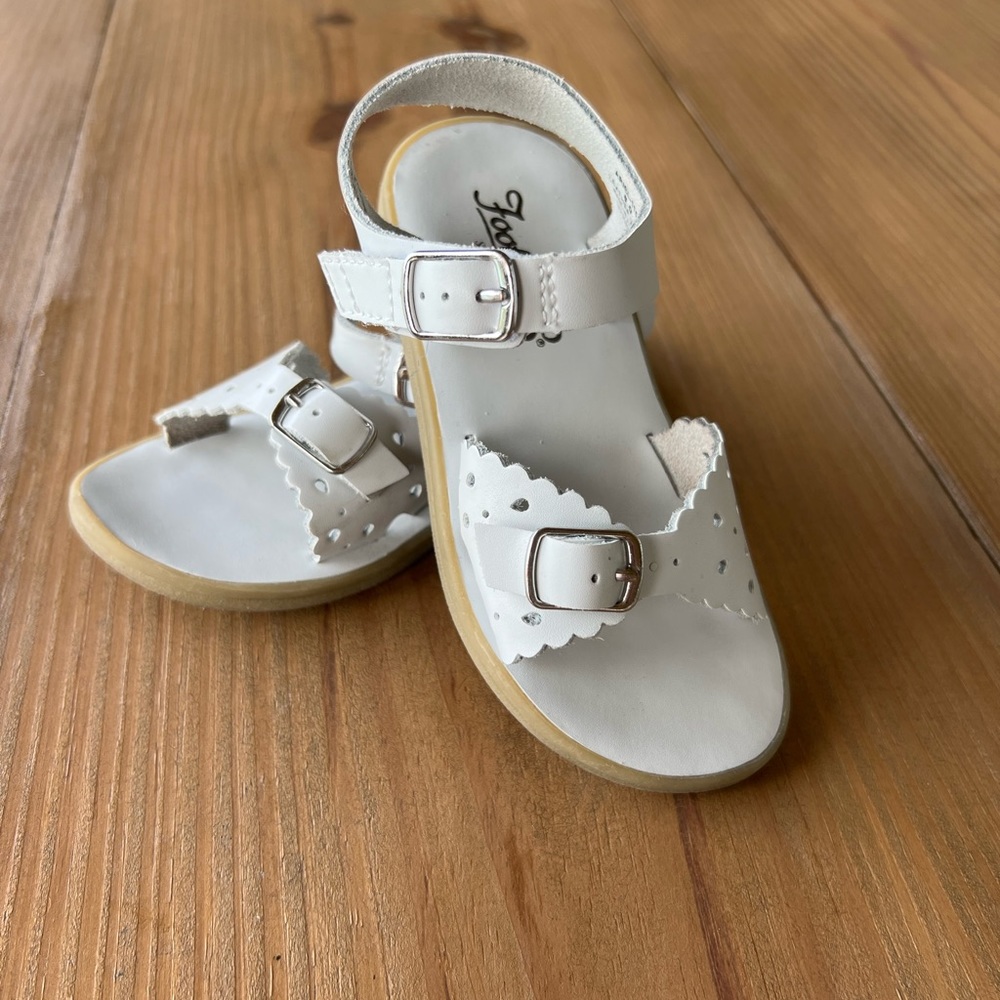 FootMates sandals